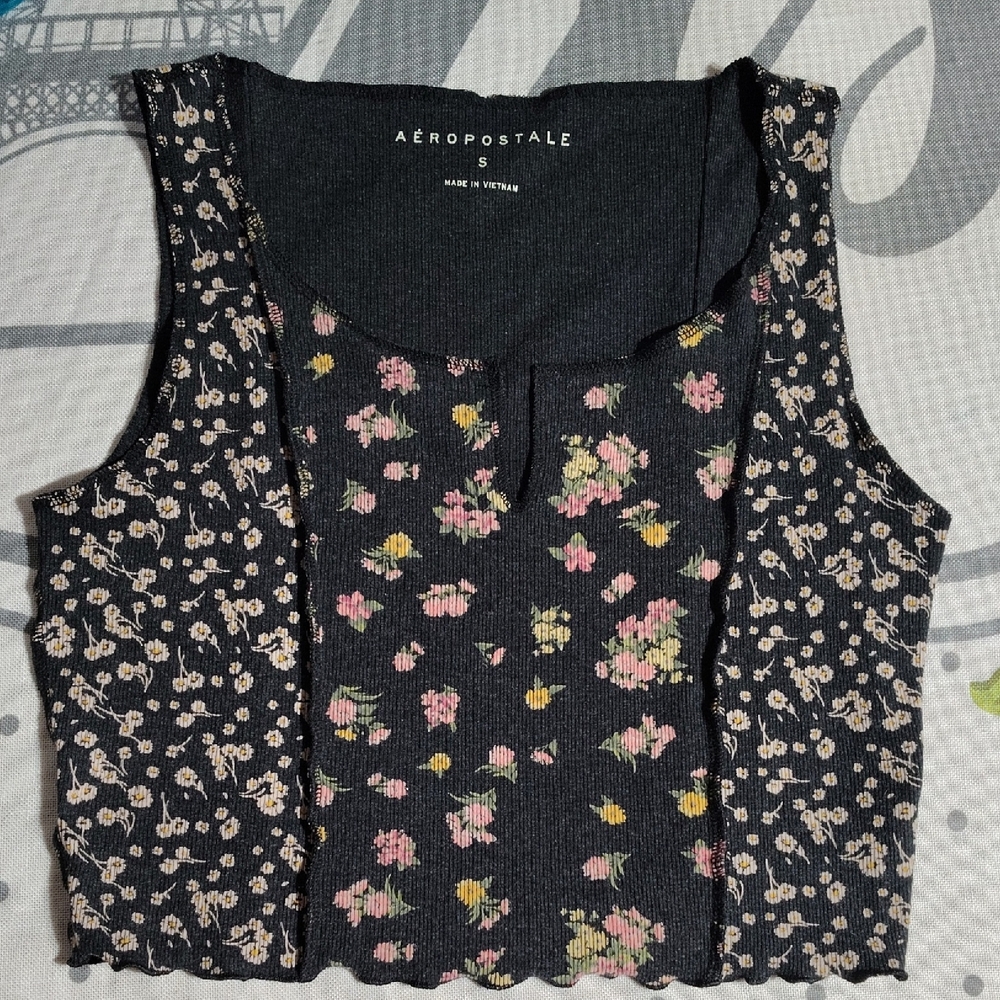 Aeropostale Black Floral Tank Top